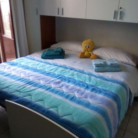 Bed And Breakfast Priscilla Regalbuto Εξωτερικό φωτογραφία