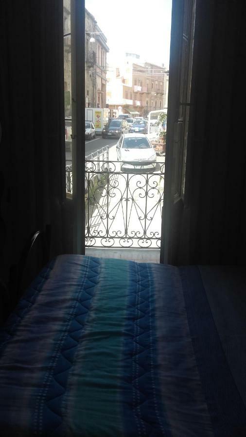 Bed And Breakfast Priscilla Regalbuto Εξωτερικό φωτογραφία