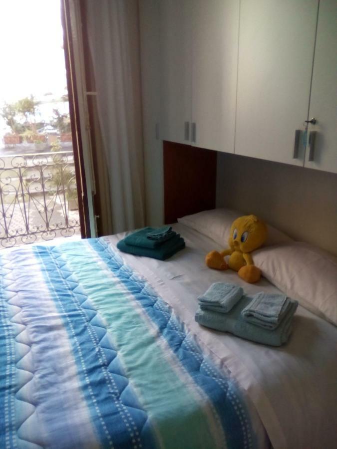 Bed And Breakfast Priscilla Regalbuto Εξωτερικό φωτογραφία